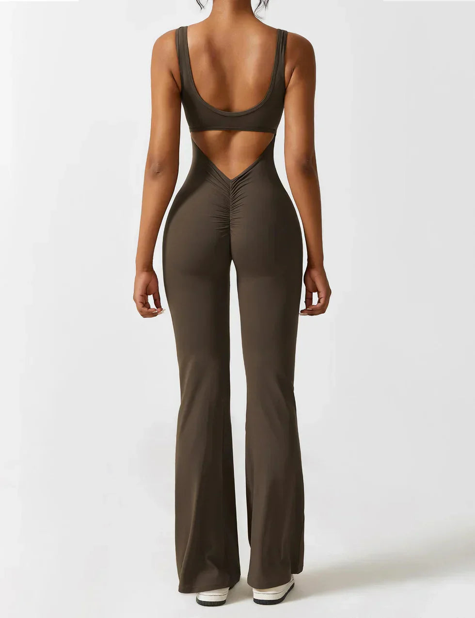 Van Wijnen Mode | Dames Jumpsuit met Flared Pijpen en V-Rug