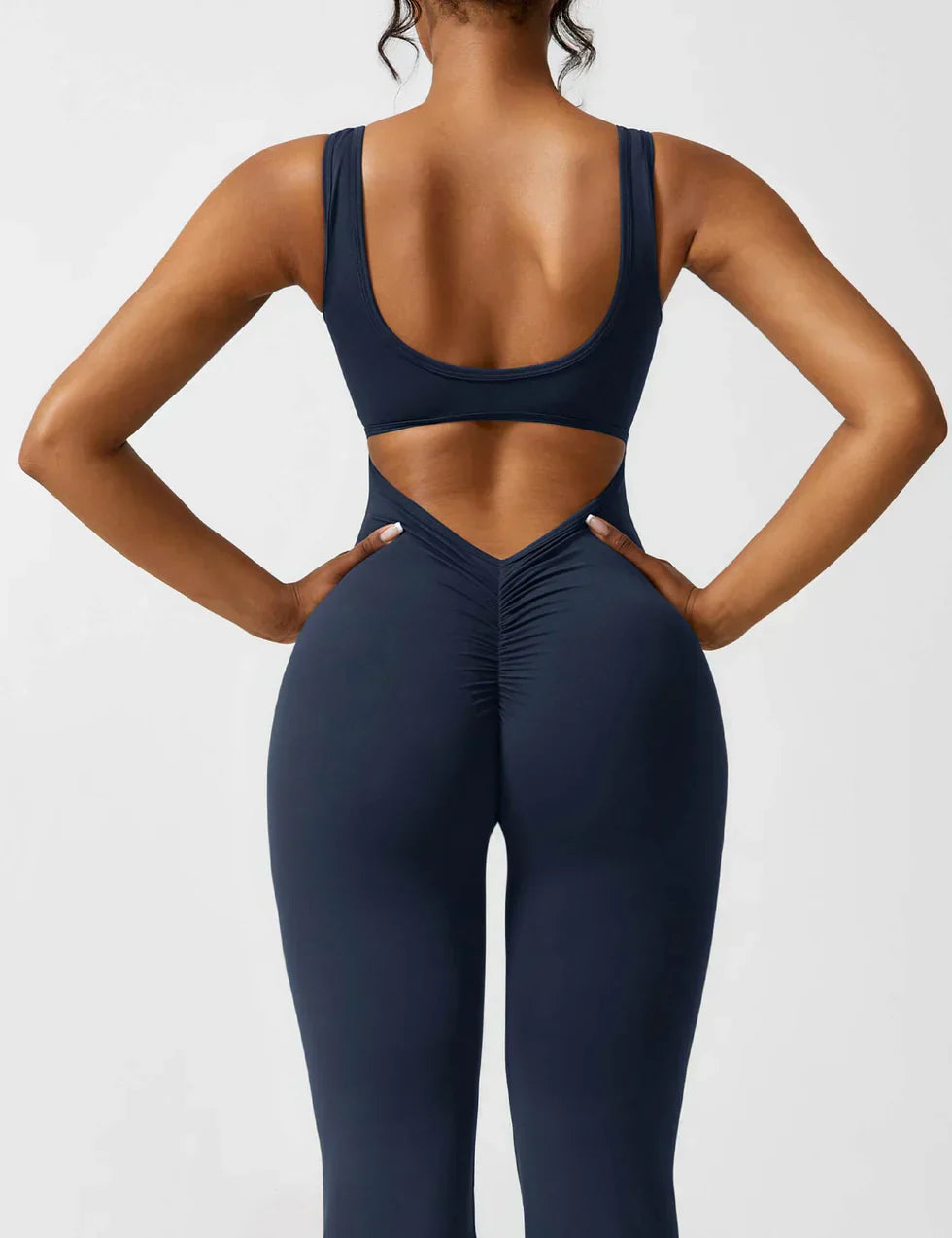 Van Wijnen Mode | Dames Jumpsuit met Flared Pijpen en V-Rug