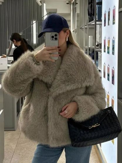 Van Wijnen Mode | Dames Fluffy Jas