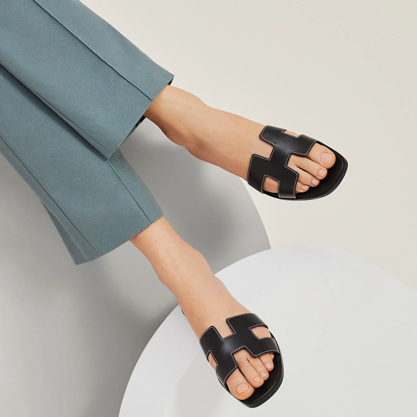 Van Wijnen Mode | Platte H-band Sandalen Voor Dames