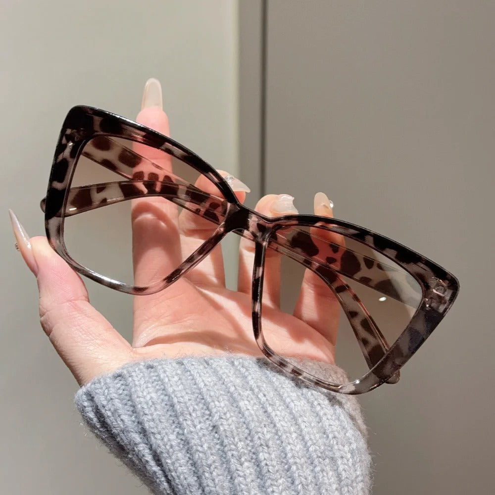 Van Wijnen Mode | Dames Cat-Eye Zonnebril