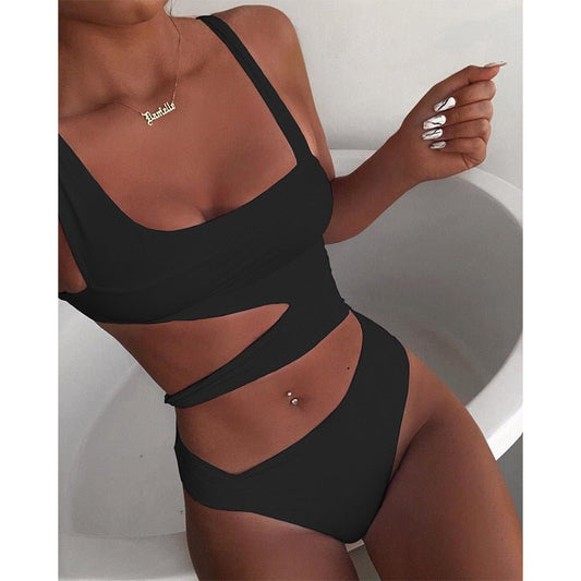 Van Wijnen Mode | Eendelig badpak met push-up cups voor een vrouwelijke look